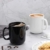 20 Unzen Große Kaffeetasse, Keramik, für Tee, Milch, Wasser, Kakao, Saft, 600 ml, Schwarz - 5